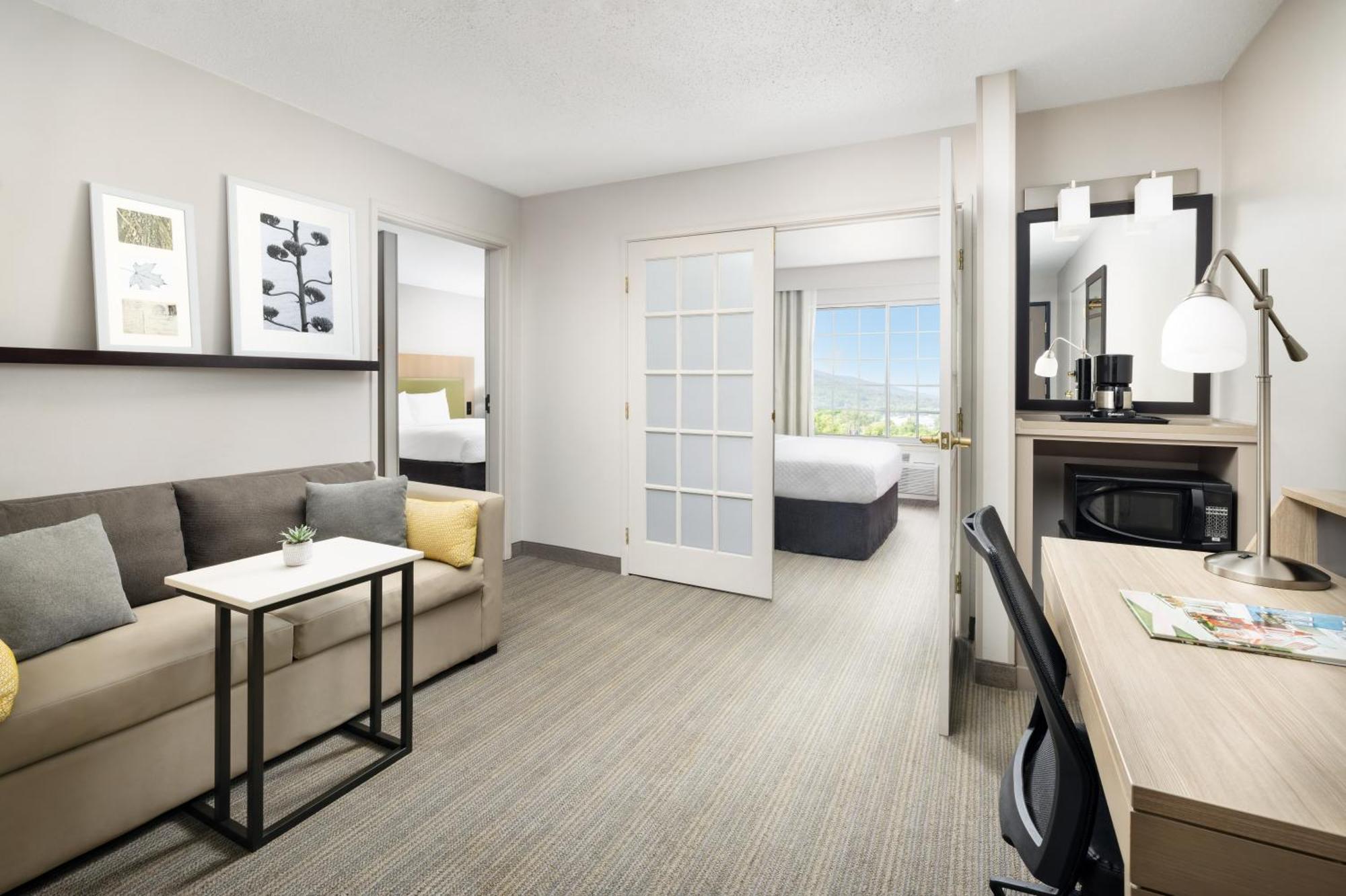 Country Inn & Suites By Radisson, Big Flats Horseheads Exteriör bild