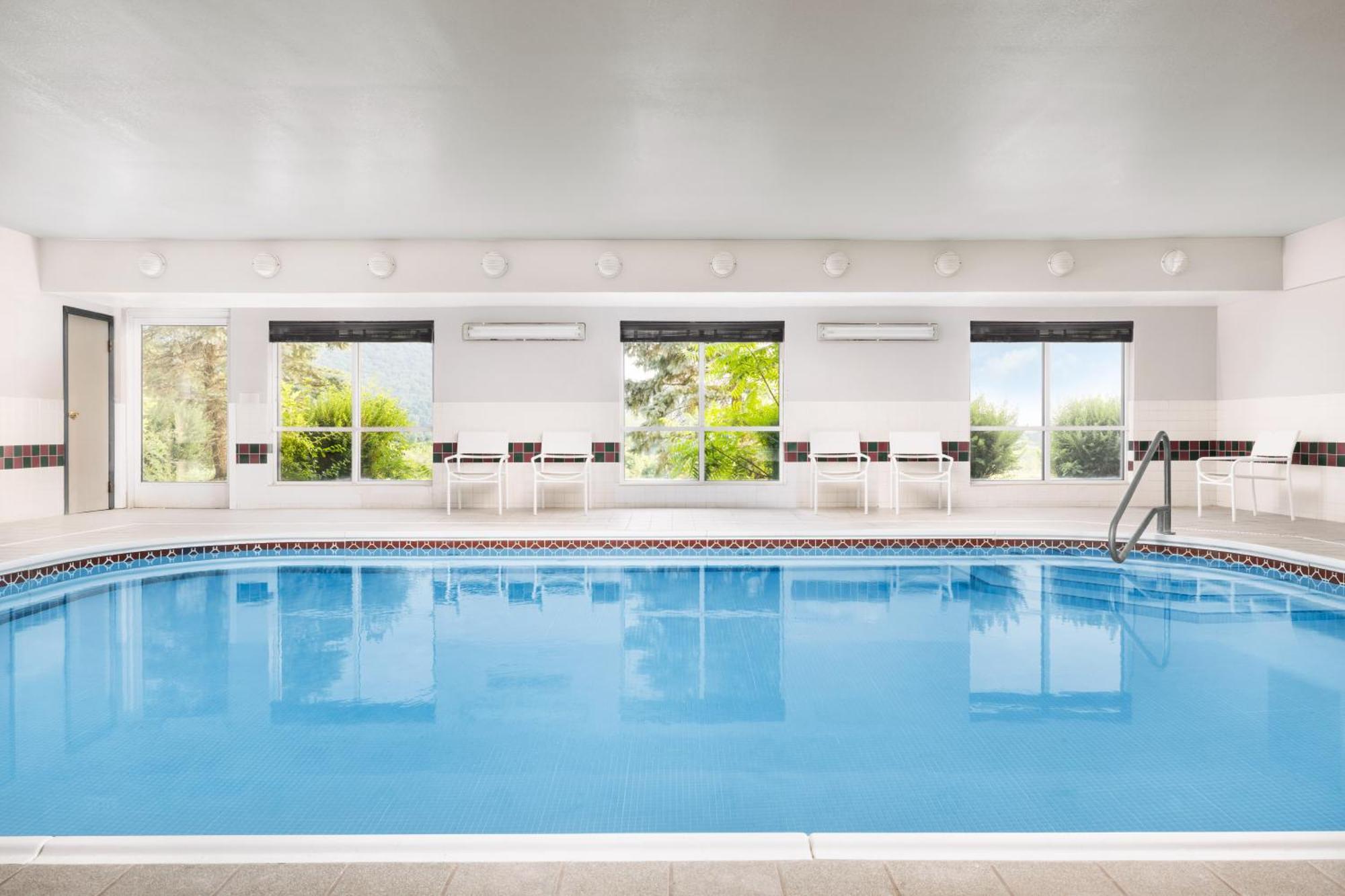 Country Inn & Suites By Radisson, Big Flats Horseheads Exteriör bild