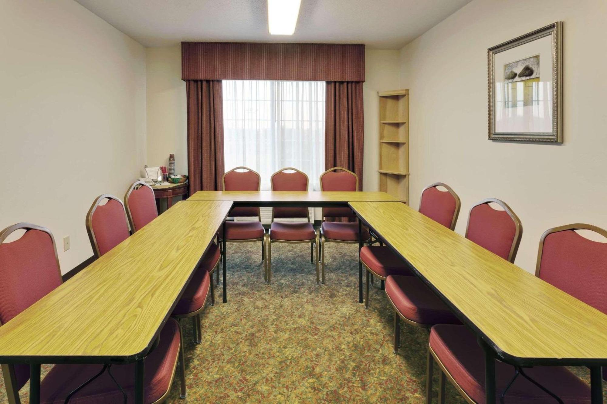 Country Inn & Suites By Radisson, Big Flats Horseheads Exteriör bild